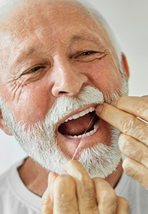 Protect your teeth and gums from gum disease near Hamilton, VA